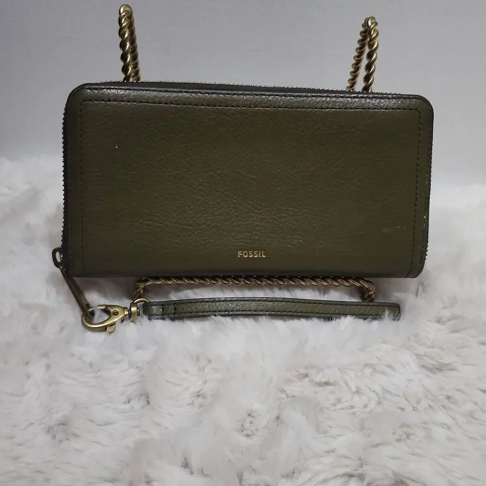 Fossil Logan RFID Zip Around Clutch Wallet